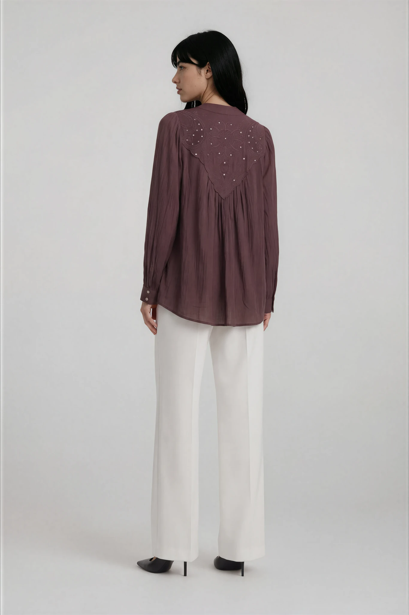 brown full sleeve shirt